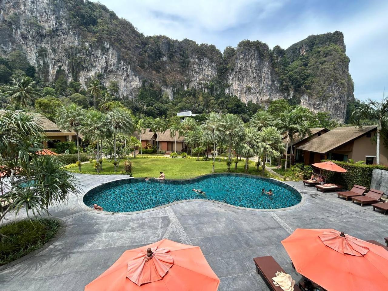 Aonang Hill Krabi-Sha Extra Plus Hotel Ao Nang Exterior photo